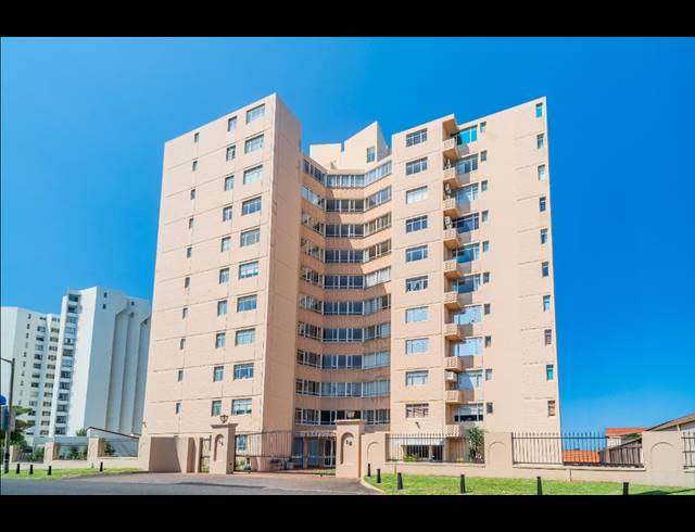 2 BEDROOM APARTMENT FOR SALE IN UMHLANGA CENTRAL